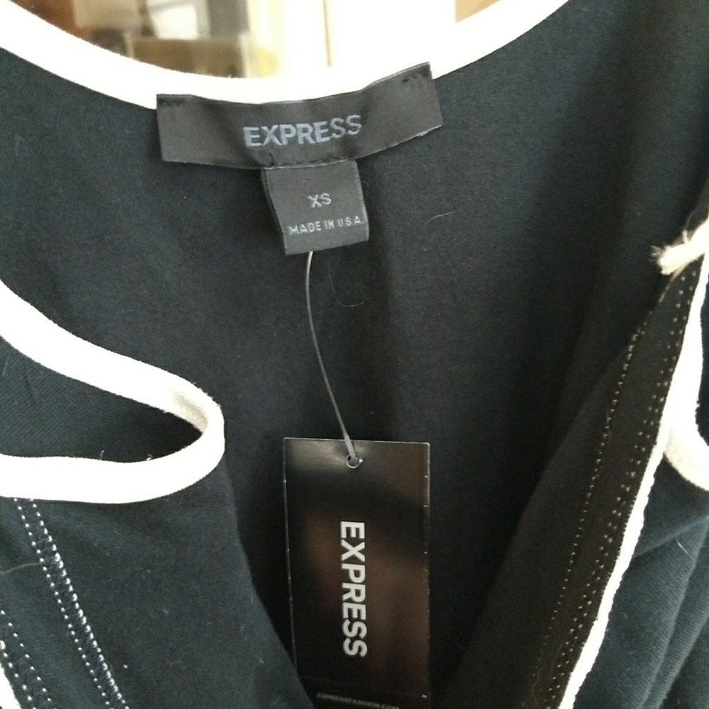 Express bodysuit - Picture 2 of 3